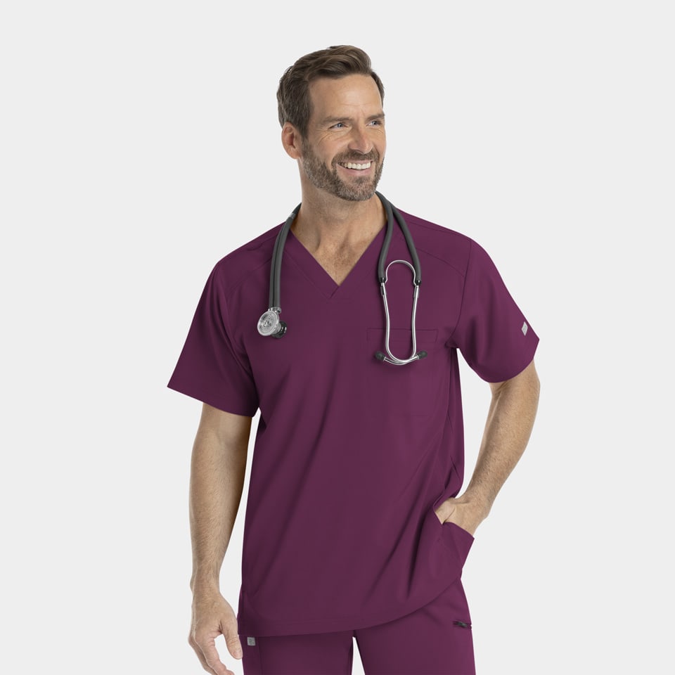 Top Clínico Hombre Epic 4851 — IRG Scrubs