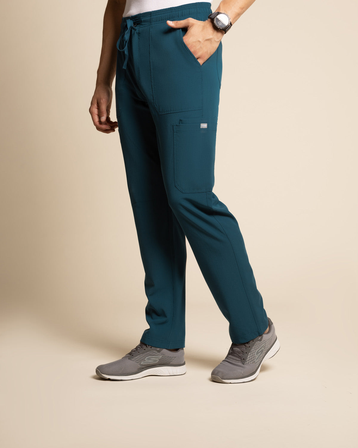 Pantalón Clínico Hombre Comfort HP-02 — Azul caribe — imagen principal oficial