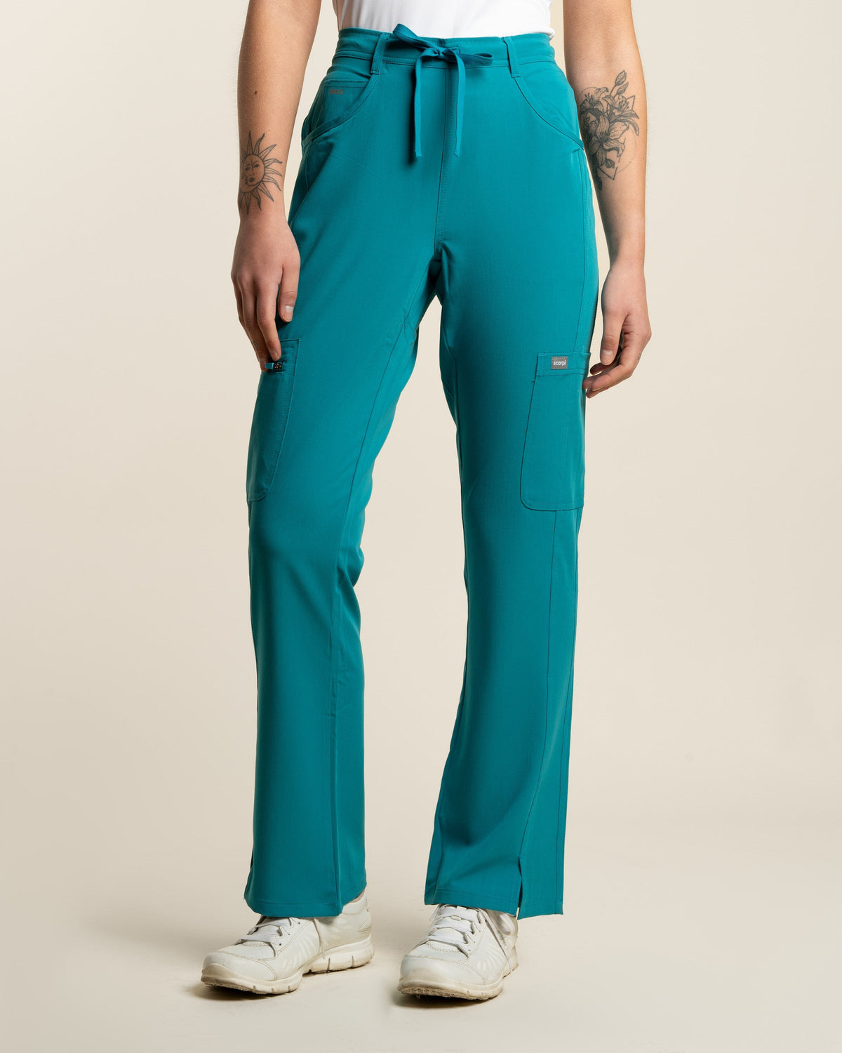 Pantalón Clínico Mujer Comfort MP-02 — Verde azulado — imagen principal oficial