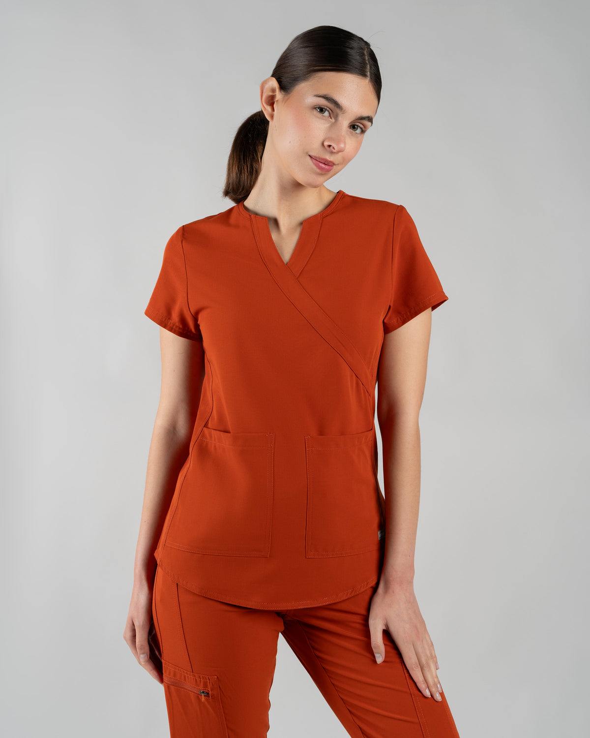 Top clínico mujer Scorpi Comfort MT-02 Terracota